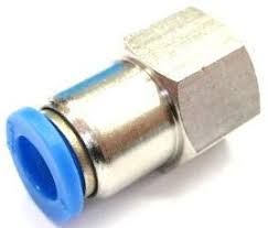 Фитинг для пластиковых трубок 6мм с внутренней резьбой 1/4'' (SPCF0602) (пн5288)