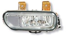 Стекло п/т фары MB AXOR 2004- LH /аналог/ (M690911) (опт3842)