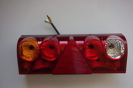 Фонарь Europoint II прав.(жел.поворот) с треуг. (611424)(опт0068)