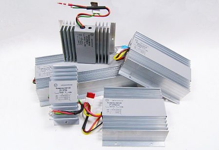 Конвертер (преобразователь напряжения) 10А с защитой / Энергомаш (21.3759-01)(ЭЛ1179)