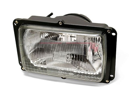 Фара Евро в сборе (рифл. стекло под болты) / Руденск (112.03.29)(ЭЛ1157)