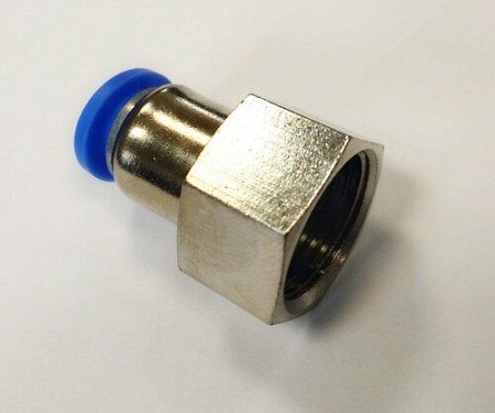 Фитинг для пластиковых трубок 10мм с внутренней резьбой 1/4 (SPCF1002) (пн5286)