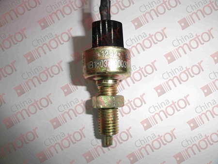 Выключатель фонарей стоп-сигнала J6 (3310) E5 (3720010A01G) (Ф0549)