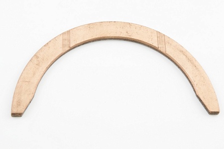 Полукольцо осев.смещ к/вала верх. стандарт / ДЗВ (740.1005184-01)(КД0124)