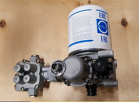 Осушитель тормозной системы FAW 3310,3250 (351502073A)(Ф9370)