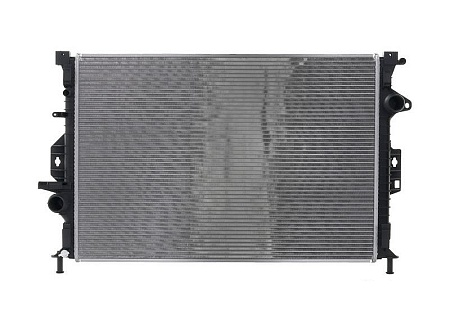 Радиатор охлаждения Volvo (130040127)(д8340)